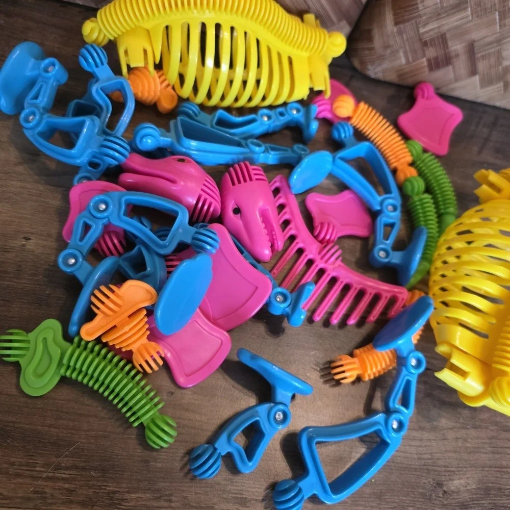 Shelcore Build-A-Saurus Dinosaur Building Set Plastic Colorful Toys Building Toy
